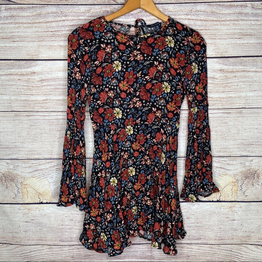 American Eagle Floral Keyhole Mini Dress Size XXS